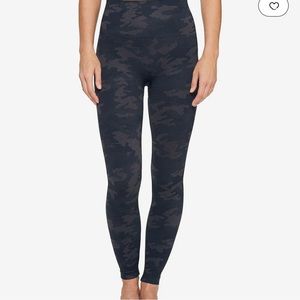 SPANX Seamless Camo Leggings w/ Tummy Control *NWT*